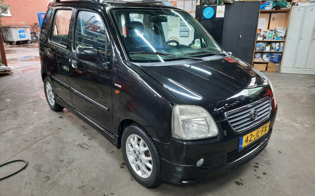 Suzuki Wagon R 1.3 2002 Zwart