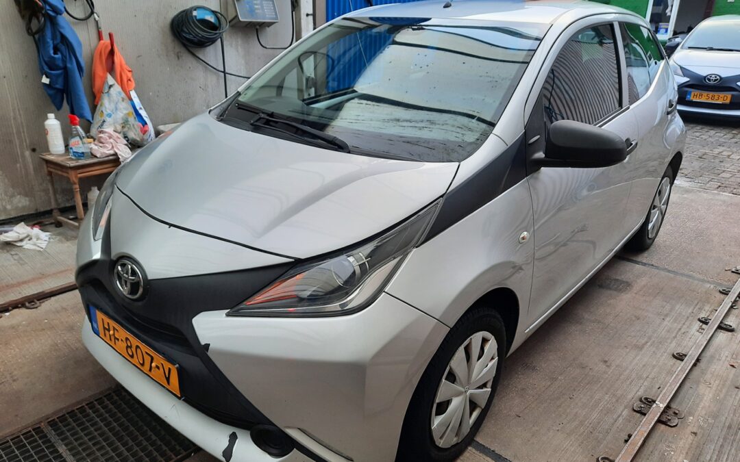 Toyota Aygo 1.0 12V Vvt-i Ddrs 2015 Grijs