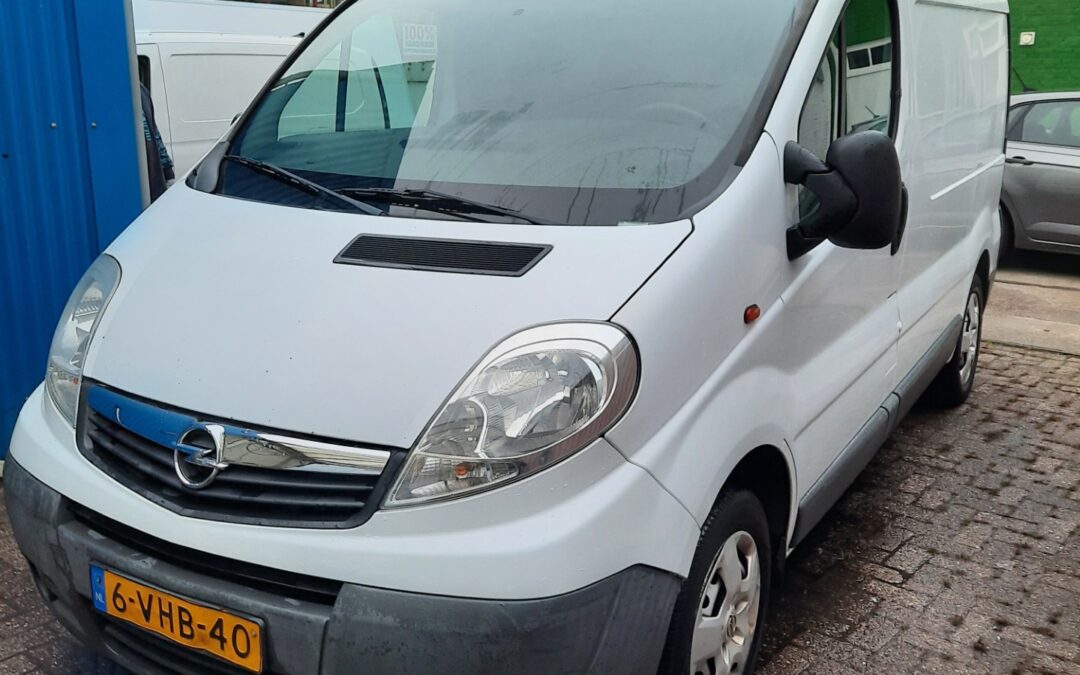 Opel Vivaro -2 2.0 Cdti 84KW DPF E4 2.7TL1H1 2010